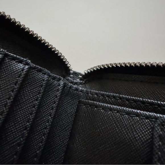 Michael Kors Black Logo Zip Around Leather Wallet - Picture 9 of 12